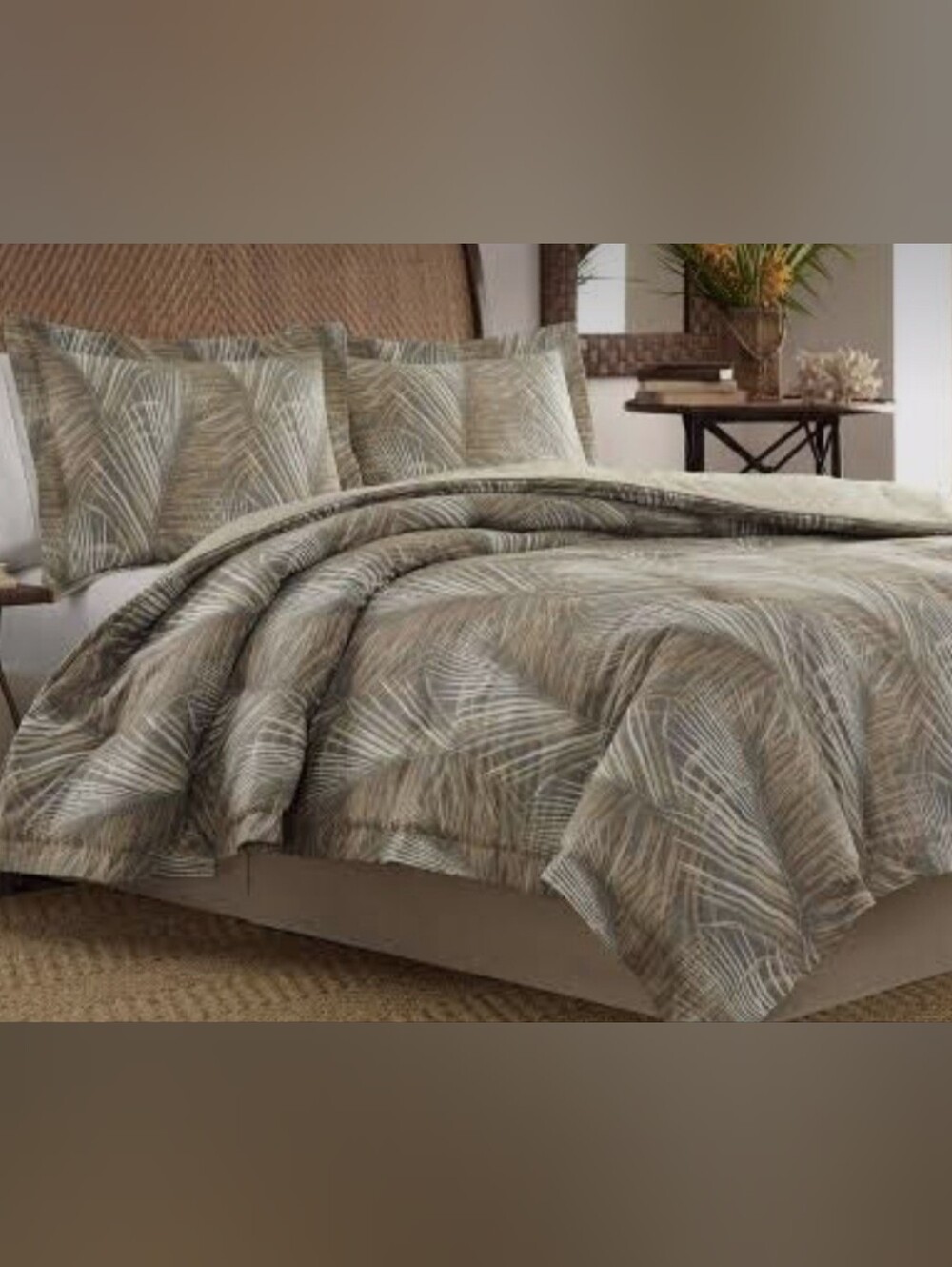 Tommy Bahama Home Raffia Palms Pillow Sham Set